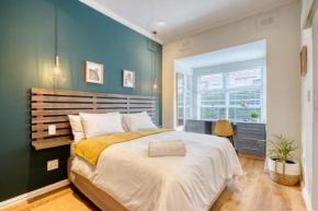 Hampton Collection - Charming 1 or 2 Bedroom Apartment with Pool
